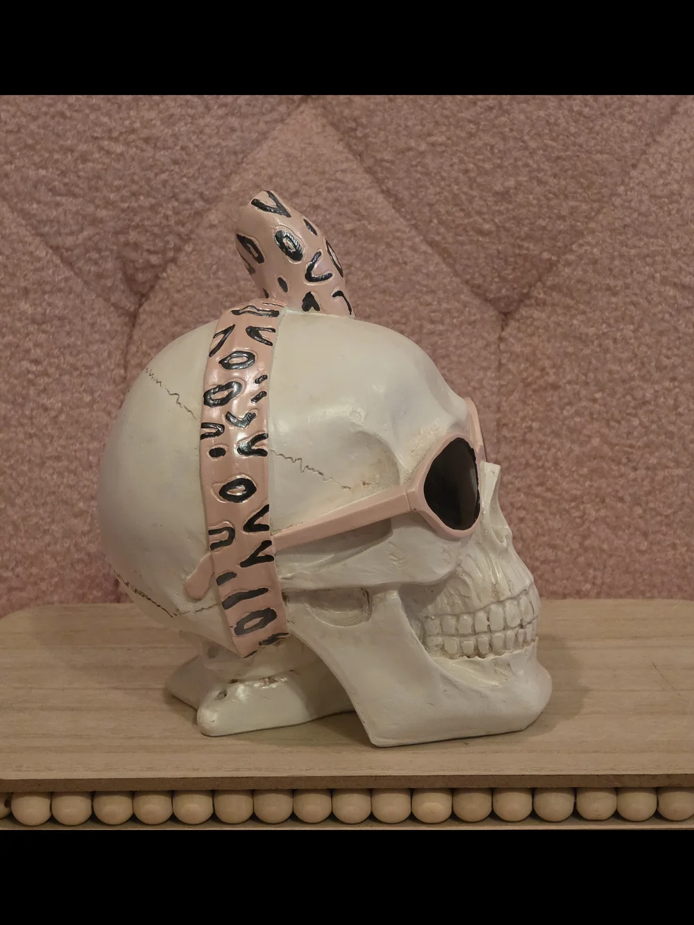 Pink Leopard Bow Skull Figurine with Sunglasses